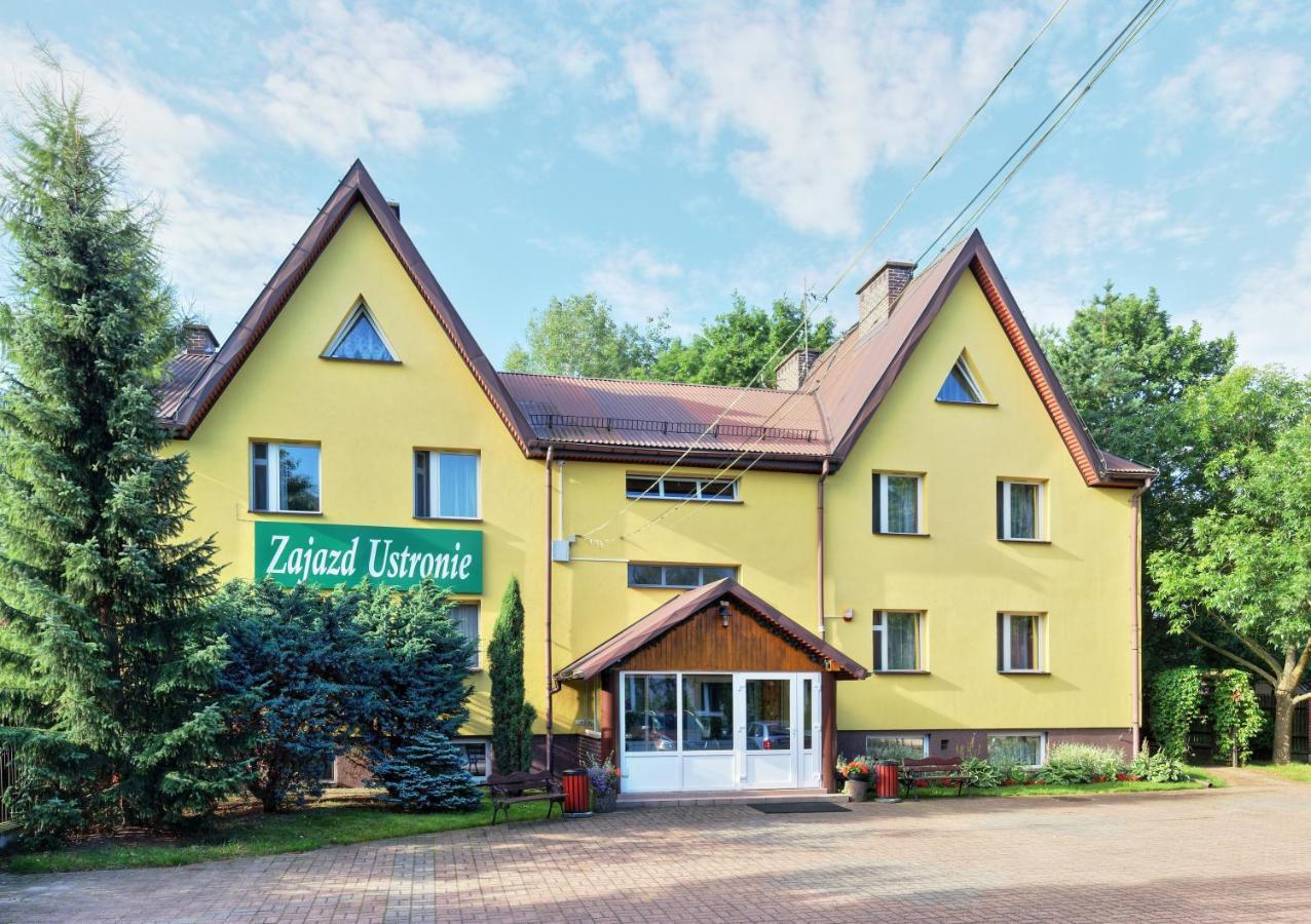 Zajazd Ustronie Piaseczno  Extérieur photo